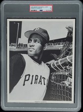 1961 Manny's Baseball Land Pittsburgh Pirates Picture Pack #NNO Roberto Clemente