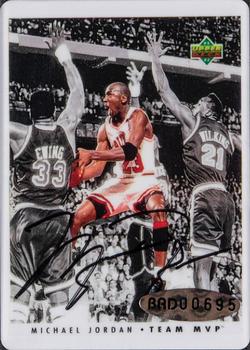 1996 Upper Deck Signature Series Michael Jordan #TM5 Michael Jordan - 1992-93 Upper Deck Team MVP